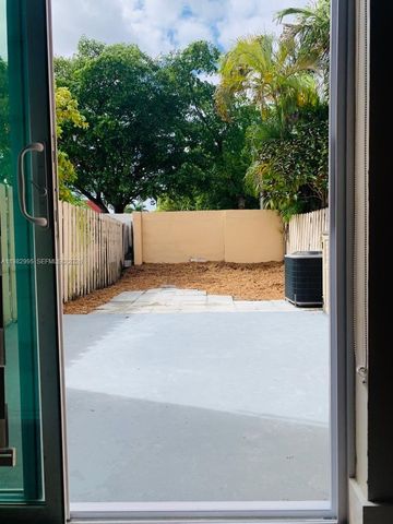 1900 SW 121st Ct 254, Miami, FL 33175