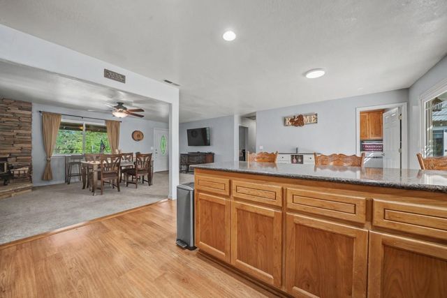 16270 Meadow View Rd, Sutter Creek, CA 95685