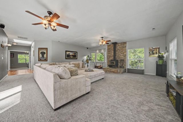 16270 Meadow View Rd, Sutter Creek, CA 95685