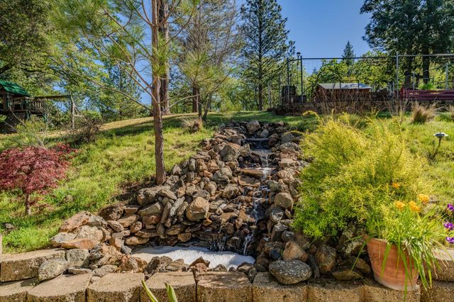 16270 Meadow View Rd, Sutter Creek, CA 95685