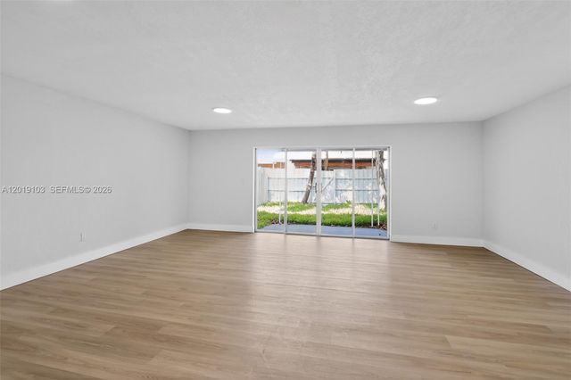 7090 W 2nd Ct 7090, Hialeah, FL 33014