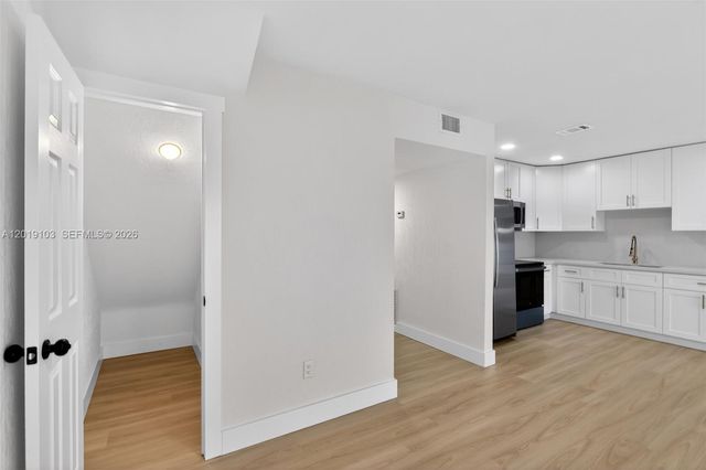7090 W 2nd Ct 7090, Hialeah, FL 33014