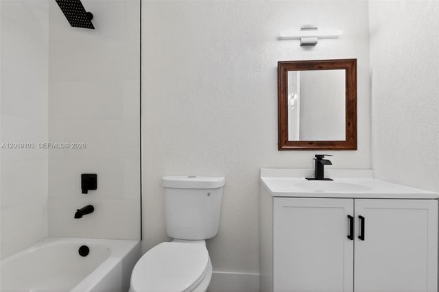 7090 W 2nd Ct 7090, Hialeah, FL 33014