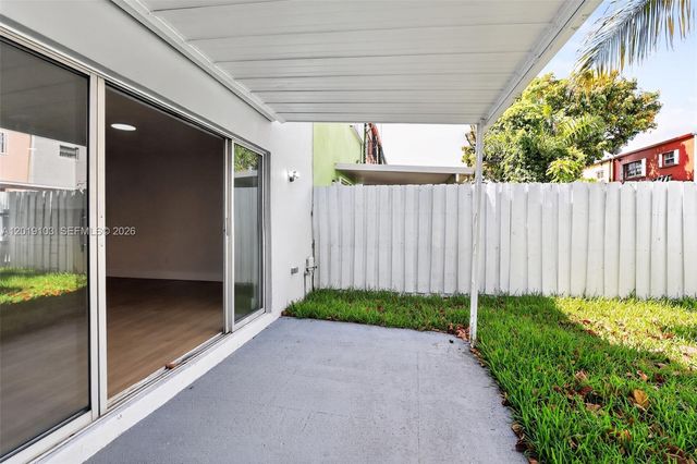 7090 W 2nd Ct 7090, Hialeah, FL 33014