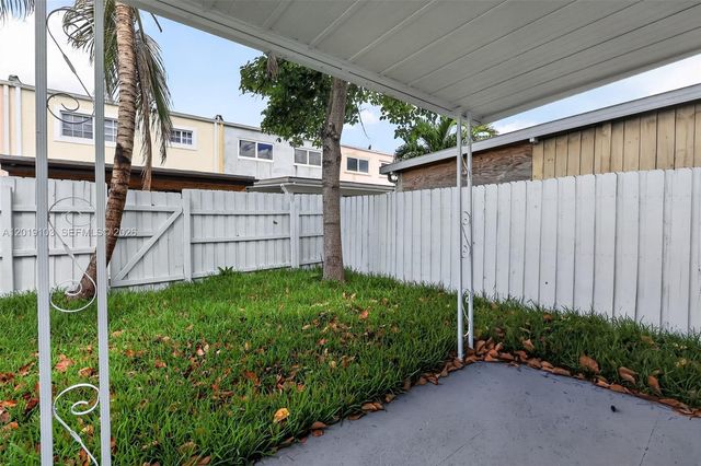 7090 W 2nd Ct 7090, Hialeah, FL 33014