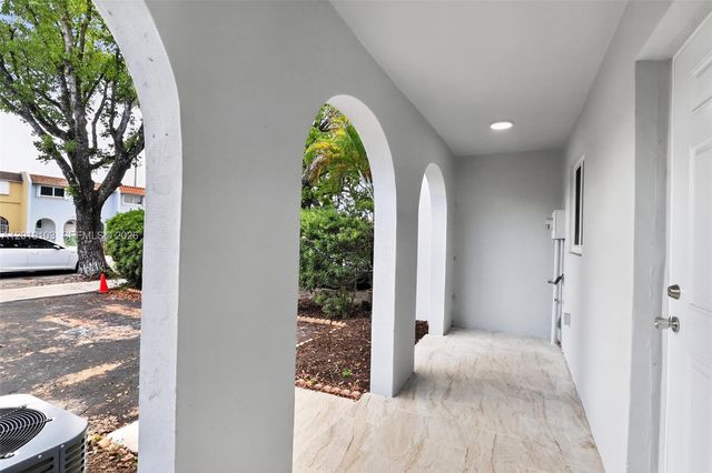 7090 W 2nd Ct 7090, Hialeah, FL 33014