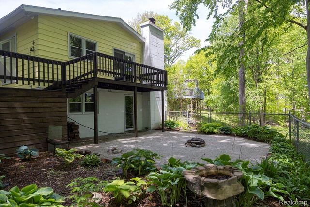 4840 N Flint Road, Edenville Township, MI 48657