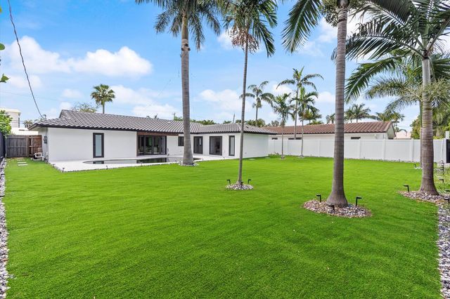 4721 Bayview Drive, Fort Lauderdale, FL 33308