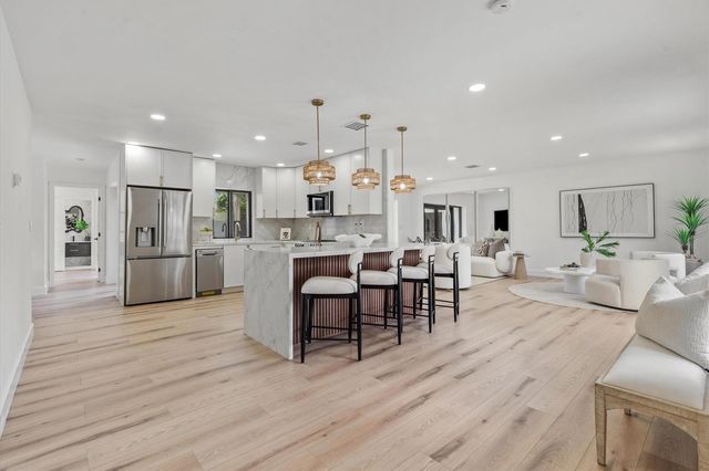 4721 Bayview Drive, Fort Lauderdale, FL 33308
