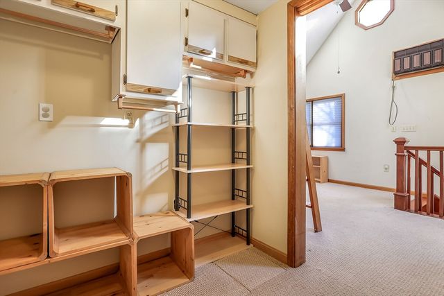 11 Warwick St 3, Lowell, MA 01851