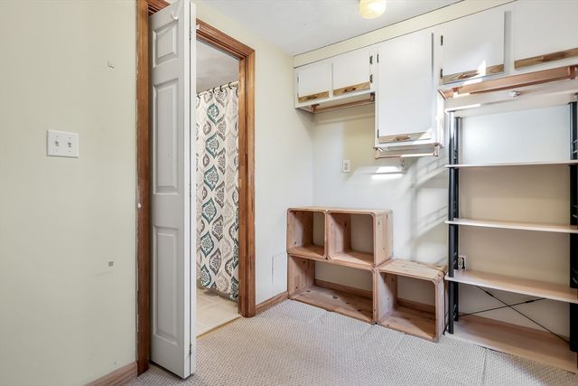 11 Warwick St 3, Lowell, MA 01851