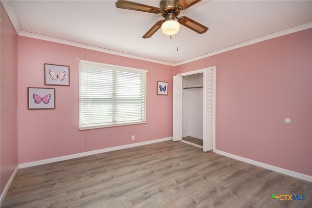 127 S Mesquite Drive, Victoria, TX 77905