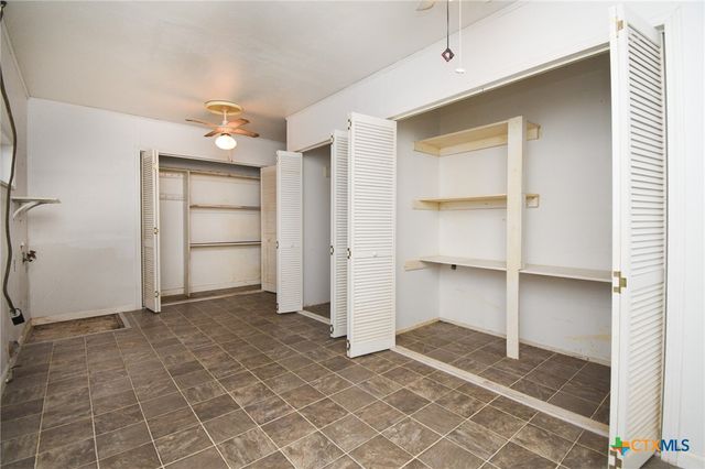127 S Mesquite Drive, Victoria, TX 77905