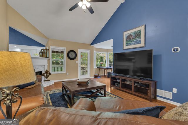 8 Melba Court, Senoia, GA 30276