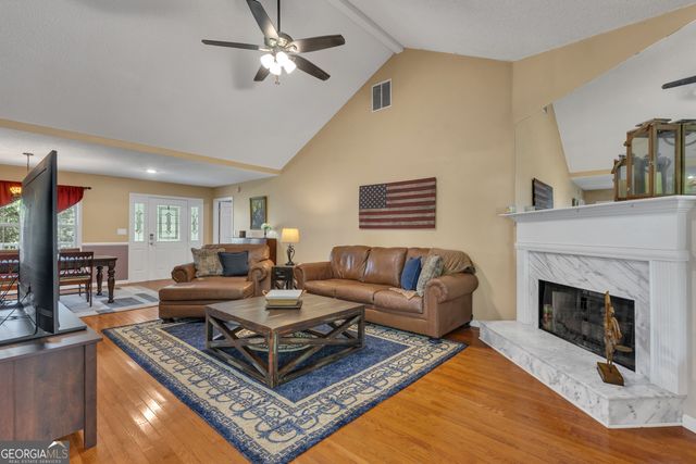 8 Melba Court, Senoia, GA 30276