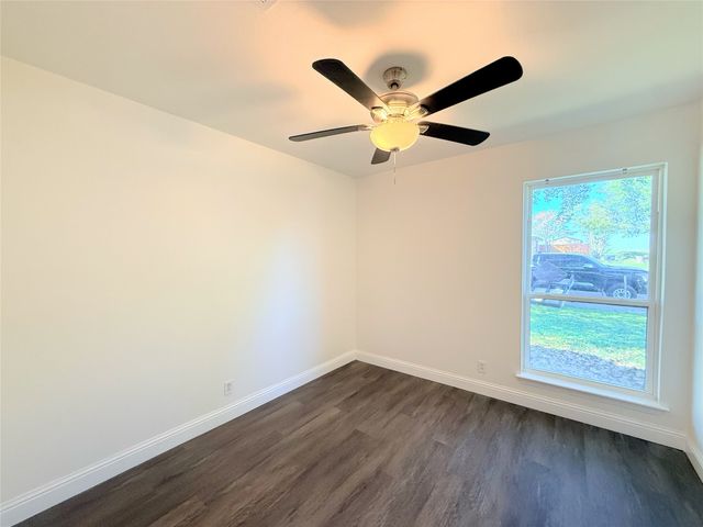206 Arkansas Street, Sherman, TX 75090