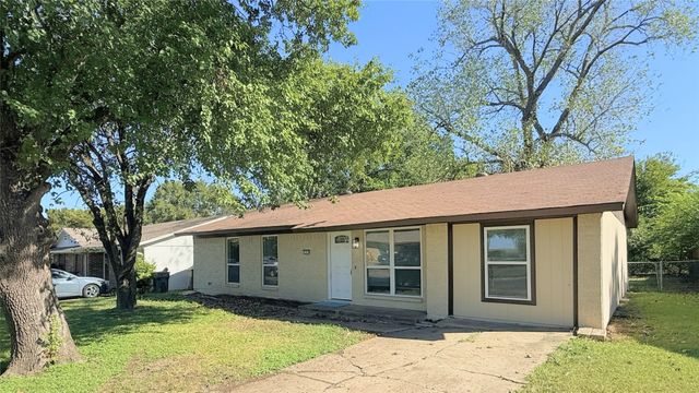 206 Arkansas Street, Sherman, TX 75090