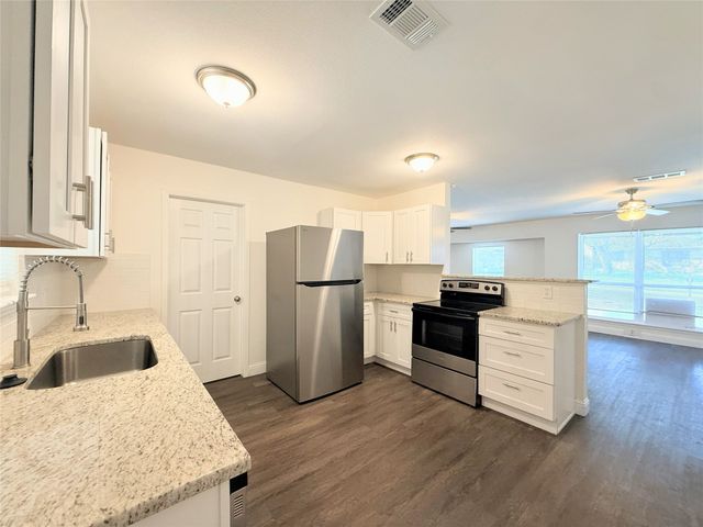 206 Arkansas Street, Sherman, TX 75090