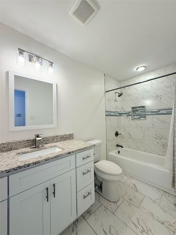 206 Arkansas Street, Sherman, TX 75090