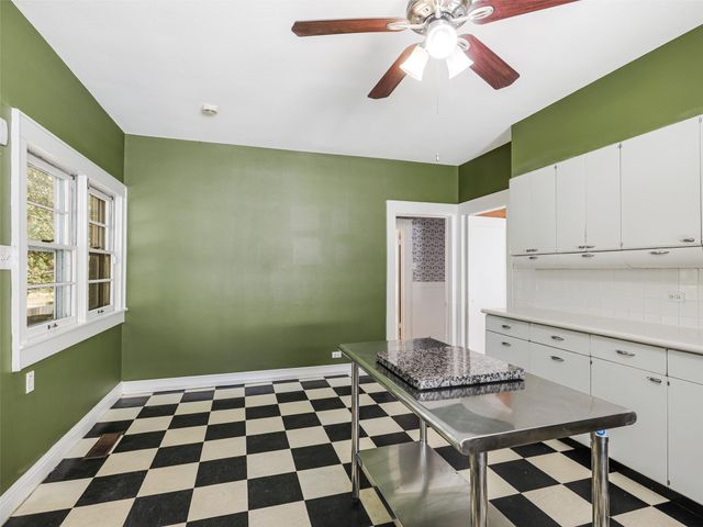 1119 W Walker Street, Denison, TX 75020