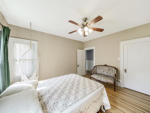 1119 W Walker Street, Denison, TX 75020