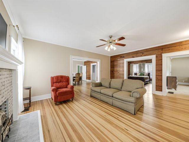 1119 W Walker Street, Denison, TX 75020
