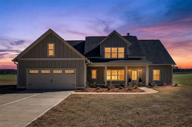 884 C O Draper Road, Comer, GA 30629