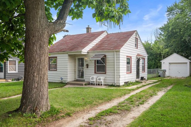4908 N 27th STREET, Milwaukee, WI 53209