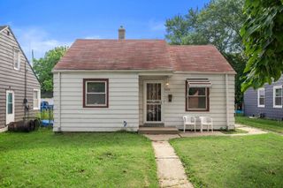 4908 N 27th STREET, Milwaukee, WI 53209