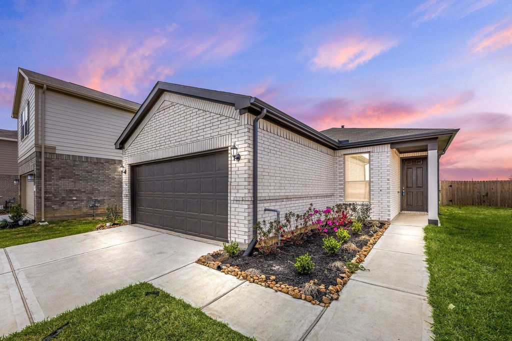 25427 Benroe Street, Katy, TX 77493