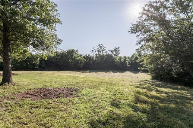 14176 NW County Road 15002 Road, Drexel, MO 64742
