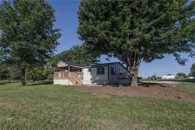 14176 NW County Road 15002 Road, Drexel, MO 64742