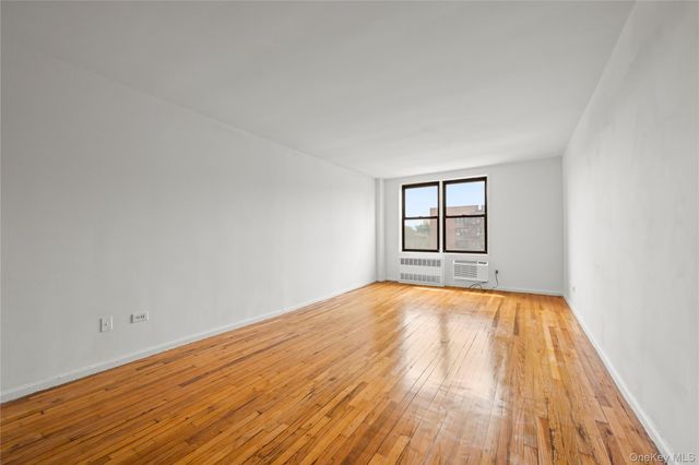 599 E 7th Street 5R, Brooklyn, NY 11218