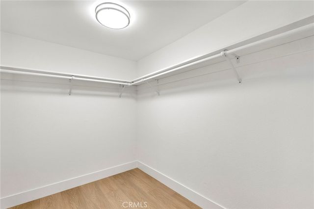 6540 Hayvenhurst 15, Lake Balboa, CA 91406