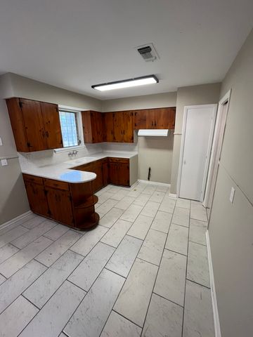 2727 Merrill Street, Shreveport, LA 71109