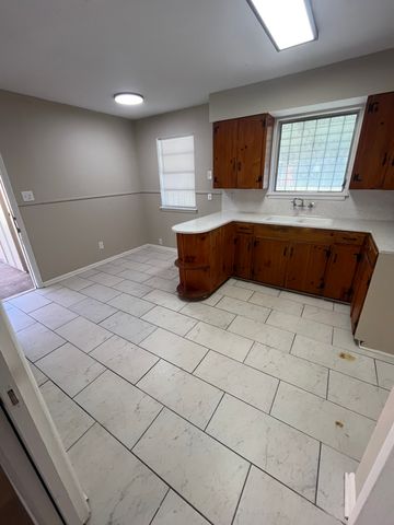 2727 Merrill Street, Shreveport, LA 71109