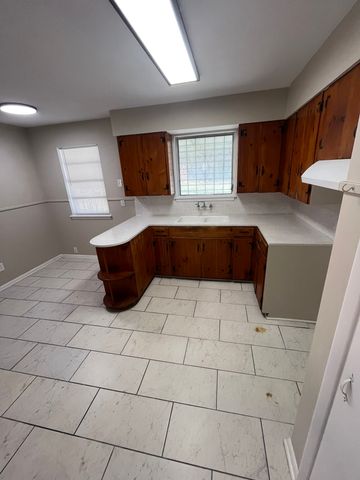 2727 Merrill Street, Shreveport, LA 71109