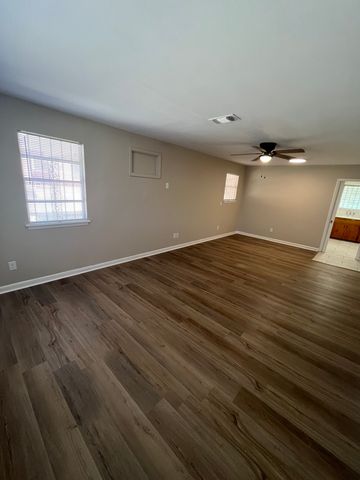 2727 Merrill Street, Shreveport, LA 71109