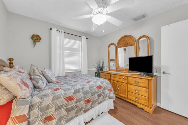 261 SW Chelsea Terrace, Port St Lucie, FL 34984