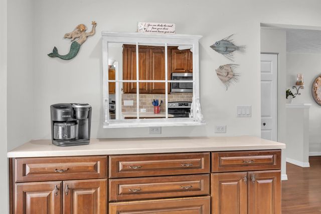 261 SW Chelsea Terrace, Port St Lucie, FL 34984