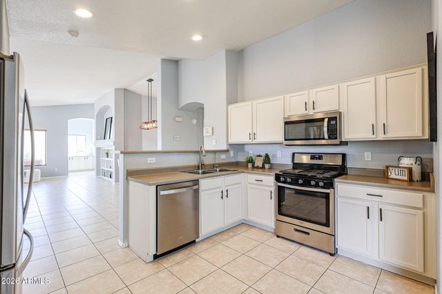 17505 W OCOTILLO Avenue, Goodyear, AZ 85338