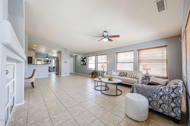 17505 W OCOTILLO Avenue, Goodyear, AZ 85338