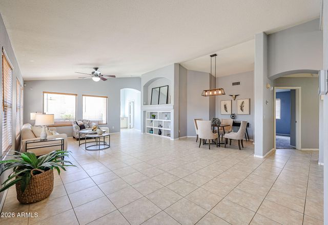 17505 W OCOTILLO Avenue, Goodyear, AZ 85338