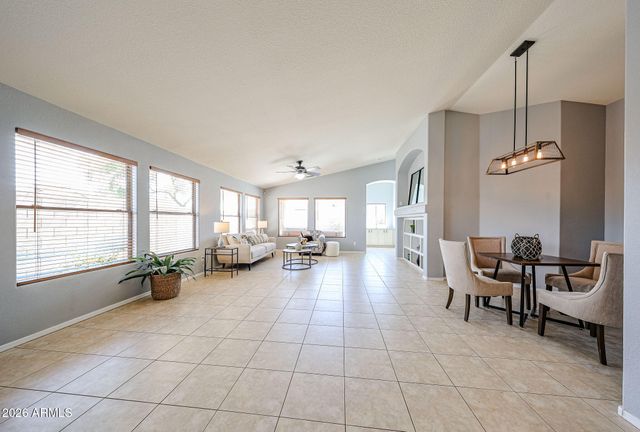17505 W OCOTILLO Avenue, Goodyear, AZ 85338