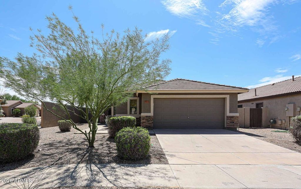 17505 W OCOTILLO Avenue, Goodyear, AZ 85338