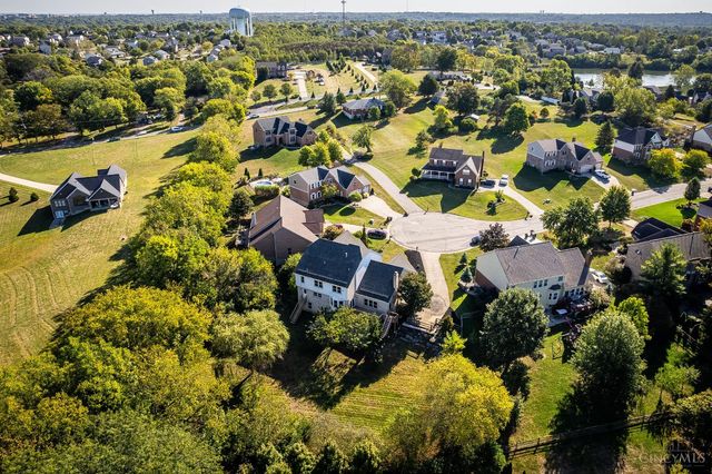 7977 Quail Meadow Lane, West Chester, OH 45069