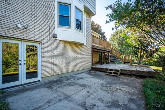 7977 Quail Meadow Lane, West Chester, OH 45069