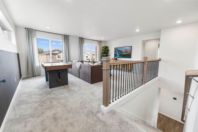 4134 W Vel View Rd, Spokane, WA 99208