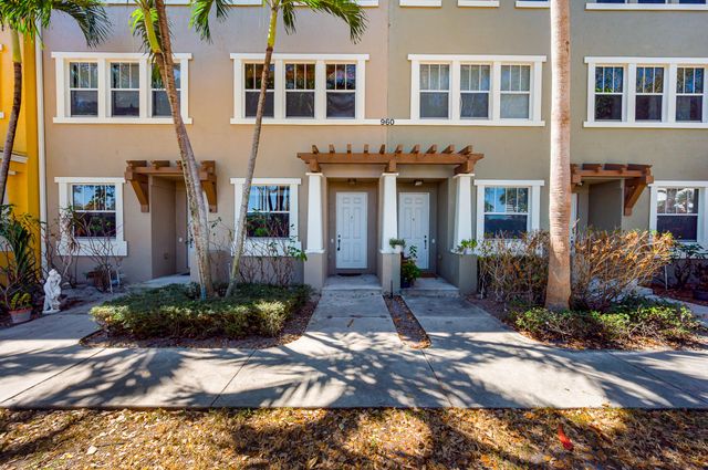 960 Millbrae 3 Court 3, West Palm Beach, FL 33401