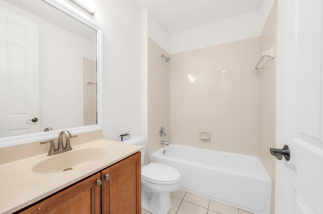 960 Millbrae 3 Court 3, West Palm Beach, FL 33401